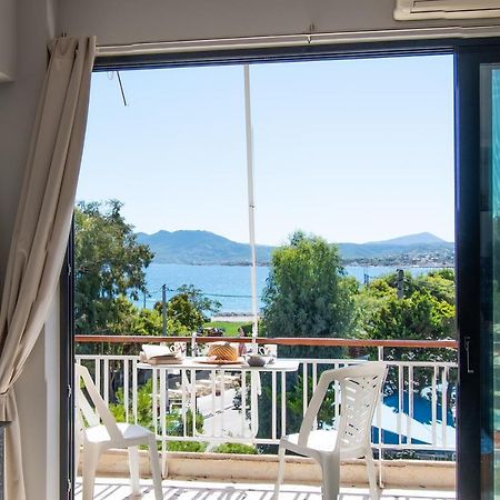 Lavish & Spacious Apt With Stunning Seaview, 10 Min Ath Airport Artemida  Bagian luar foto