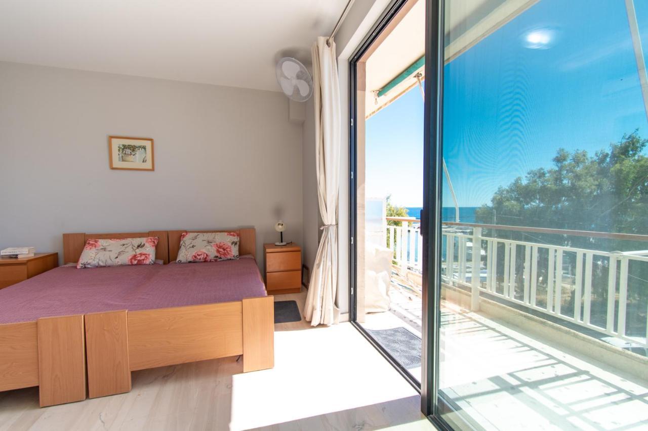 Lavish & Spacious Apt With Stunning Seaview, 10 Min Ath Airport Artemida  Bagian luar foto